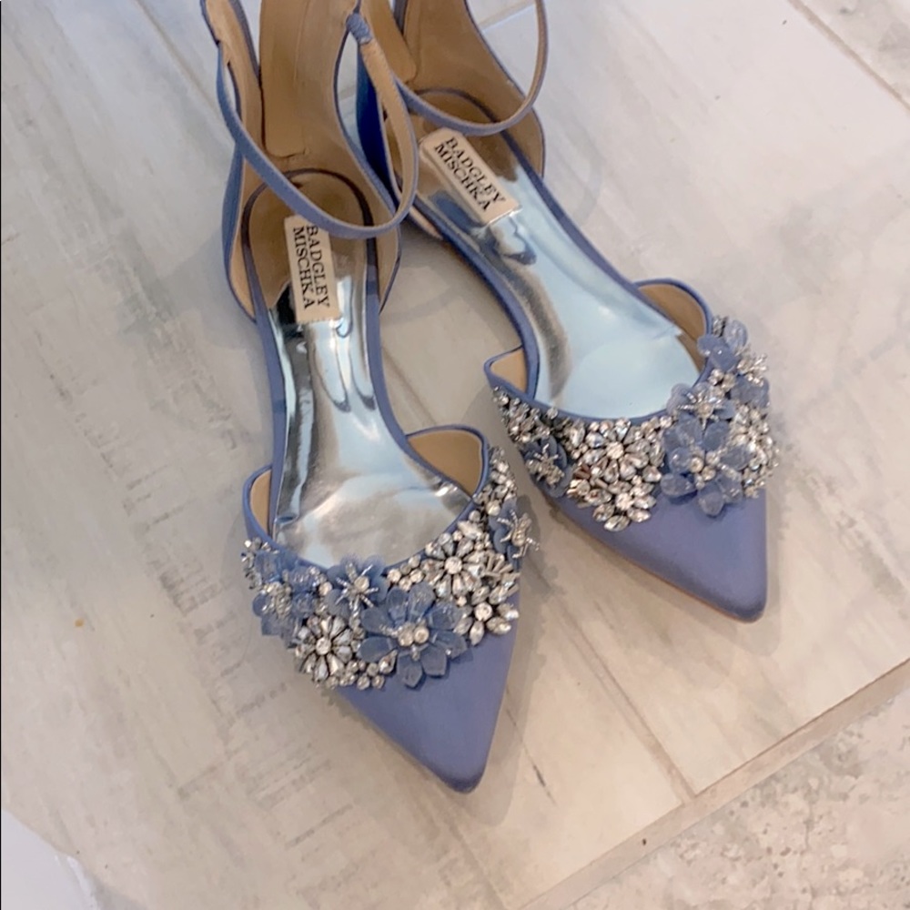 Badgley Mischka flats